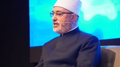 المفتي:المنهج الوسطي هو خط الدفاع الأول عن الإسلام الصحيح