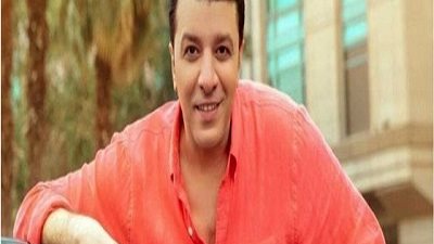 مصطفى كامل ينظم رحلة عمرة مجانية لـ 40 عضوًا من الموسيقيين والمعاشات
