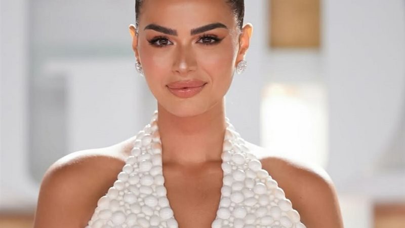 الفنانة هنادى مهنى