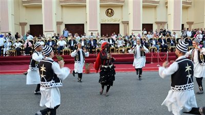 الإسماعيلية تحتفل باليوبيل الفضي لمهرجان الفنون الشعبية..صور