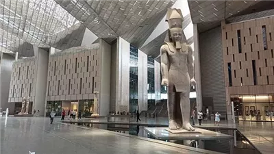 عبر قرن من الزمن.. 