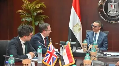 مصر والمملكة المتحدة تستعرضان الإصلاحات الاقتصادية قبل مؤتمر ديسمبر