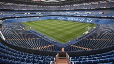ملعب سانتياجو برنابيو يستضيف لقاء ريال مدريد ضد فالنسيا