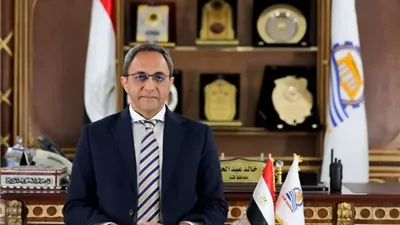 شاشات عرض كبرى بالميادين بقنا لبث افتتاح المتحف المصري الكبير