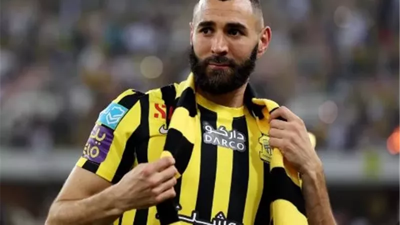 كريم بنزيما
