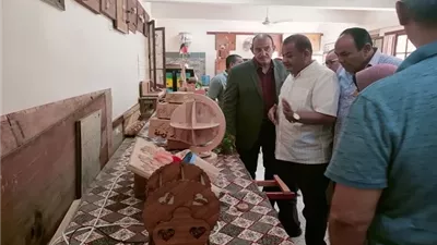 لجنه وزاريه فى زيارة مدارس بنى سويف