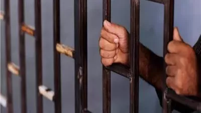 المؤبد لشاب سرق مواطناً تحت تهديد السلاح في شبرا الخيمة