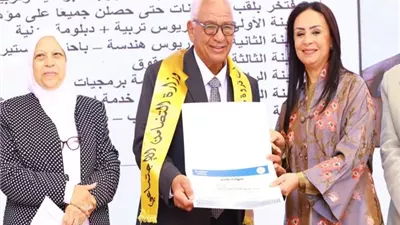 علي نظير..أب لـ 6 فتيات يفخر بلقب 