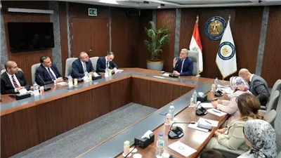 وزير البترول: الكوادر الشابة في القطاع هم قادة المستقبل