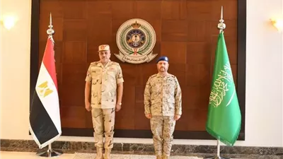 الفريق أحمد خليفة يعود لأرض الوطن بعد زيارته الرسمية للسعودية