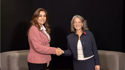 القائم بأعمال وزير البيئة تؤكد ضرورة دعم الدول النامية للتكيف مع آثار تغير المناخ