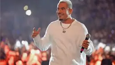 عمرو دياب يهنئ مصر وشعبها بافتتاح المتحف المصرى الكبير