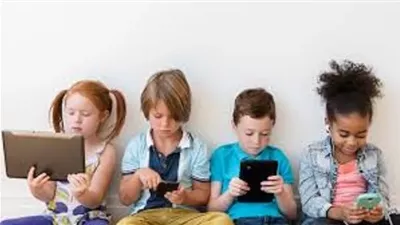 هل تُهدد الأجهزة الإلكترونية قلوب الأجيال الجديدة؟