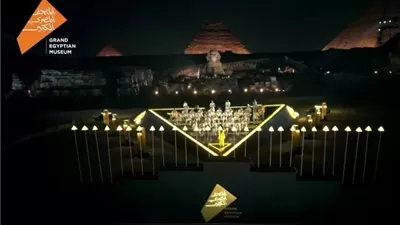 نجوم الفن: فاخرون بالحدث العالمى