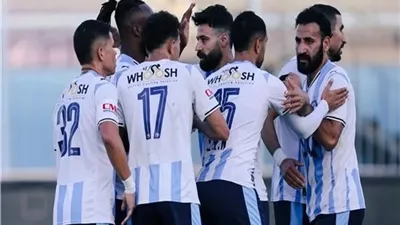 مروان حمدي يقود هجوم بيراميدز لمواجهة الاتحاد