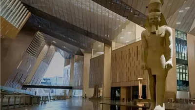 النساجون الشرقيون تفرش حفل الافتتاح الرسمي المتحف المصري الكبير بـ 40 ألف متر مربع من السجاد