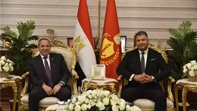 محافظ بورسعيد يستعرض المشروعات القومية أمام مجلس حقوق الإنسان