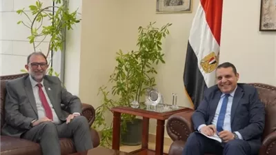 سلامة الغذاء والتمثيل التجاري يبحثان تعزيز الصادرات الغذائية