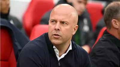 سلوت يتحدث عن قمة ليفربول وريال مدريد: 