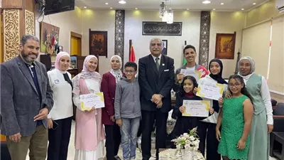 تكريم أوائل 