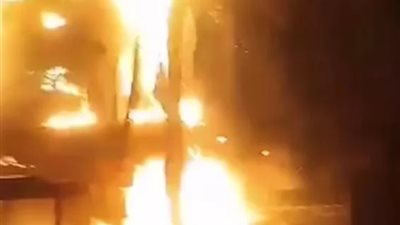 ماس كهربائي وراء حريق هائل بمول شهير في مدينة العبور