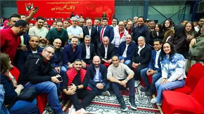الأهلي يستعين بأعضائه أصحاب الكفاءات لخدمة النادي