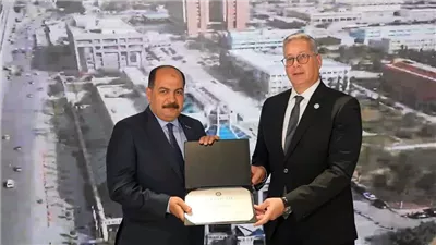 وزير البترول يكرم إنبي وبتروجت وصان مصر في 