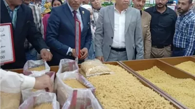 افتتاح معرض 