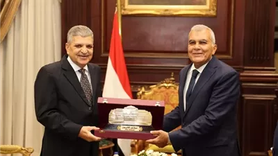 هيئة قناة السويس والشيوخ يبحثان تضافر الجهود لخدمةالتنمية الشاملة