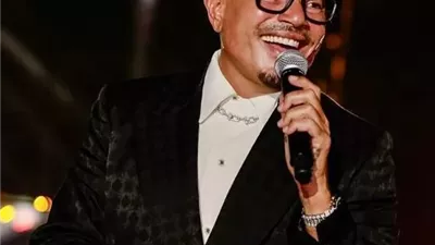 عمرو دياب يضيء ليل أبوظبي بأروع أغانيه في حفل ضخم