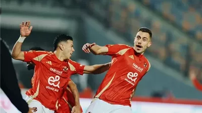 مشاركة إمام عاشور في مباراة الأهلي والزمالك.. مصدر يكشف