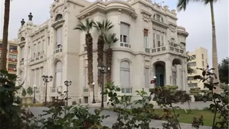 جامعة عين شمس