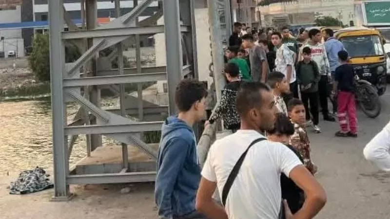 تفحم سيارة وسقوط