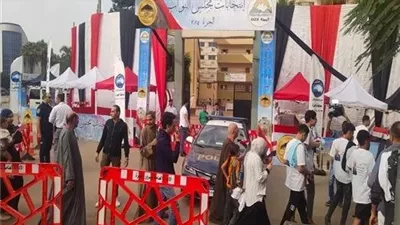 إقبال كبير من الناخبين على لجان التصويت بدائرة الطالبية بالجيزة