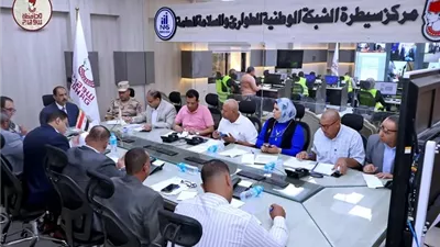 غرفة العمليات الرئيسية بسوهاج تتابع سير انتخابات مجلس النواب