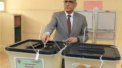 محافظ الجيزة يُدلي بصوته في انتخابات مجلس النواب 2025
