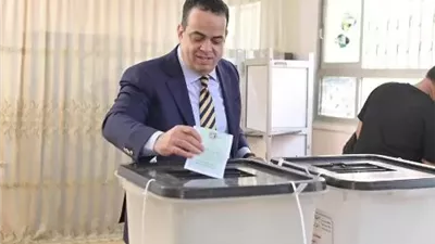 الأمين العام المساعد لمستقبل وطن يدلي بصوته بمسقط رأسه بالحوامدية