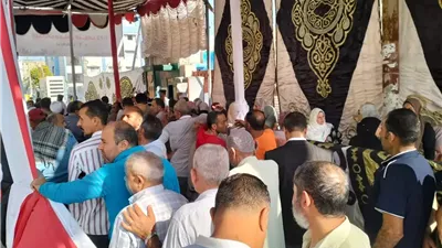 اقبال كثيف للمواطنين على اللجان الإنتخابية بالبحيرة
