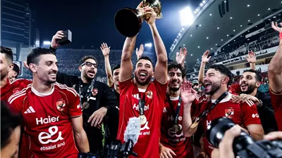 بعثة الأهلي تصل القاهرة بعد التتويج بالسوبر المصري