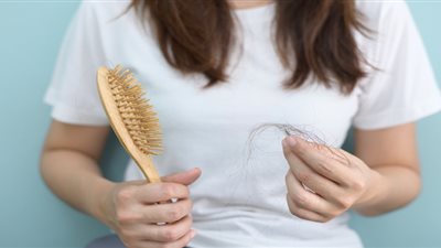 أطعمة تزيد من تساقط الشعر ونصائح للوقاية