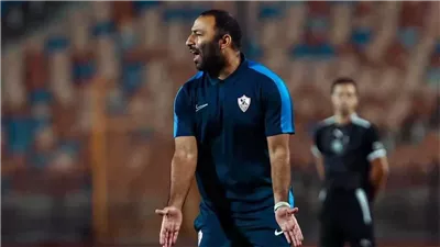 هشام نصر يعلق على أنباء رحيل أحمد عبد الرؤوف عن تدريب الزمالك
