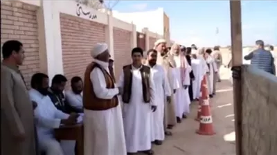 توافد الناخبين أمام لجان مطروح باليوم الثانى لانتخابات النواب