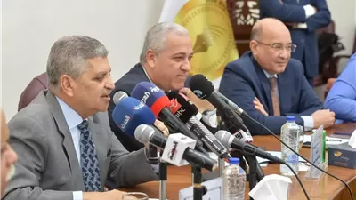 الفريق أسامة ربيع في ندوة موسعة بـ