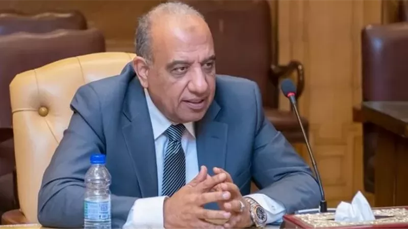 الدكتور محمود عصمت