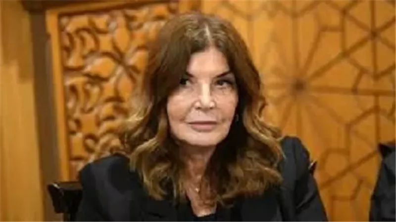 الفنانة الكبيرة ميرفت