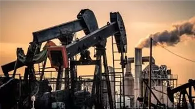 استقرار النفط وسط مراقبة لتحركات واشنطن