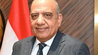 عصمت: إعادة بناء البنية التحتية لجذب الاستثمار في الطاقة المتجددة