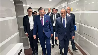 وزير الخارجية يزور مقر اتحاد الغرف والبورصات التركية (TOBB) في أنقرة