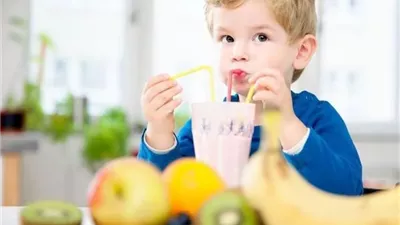 أخطاء يومية تهدد مناعة طفلك… احذرها
