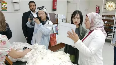 وفد MINE الصينية يبحث إنشاء خطوط إنتاج جديدة للقطن في مصر